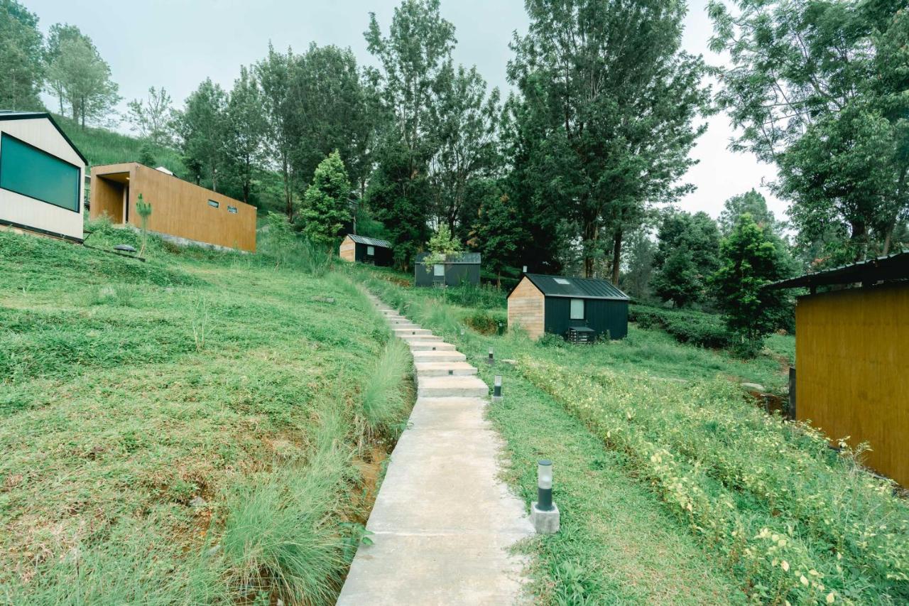 Bobocabin Puncak Gunung Mas Tagalbato Exterior foto